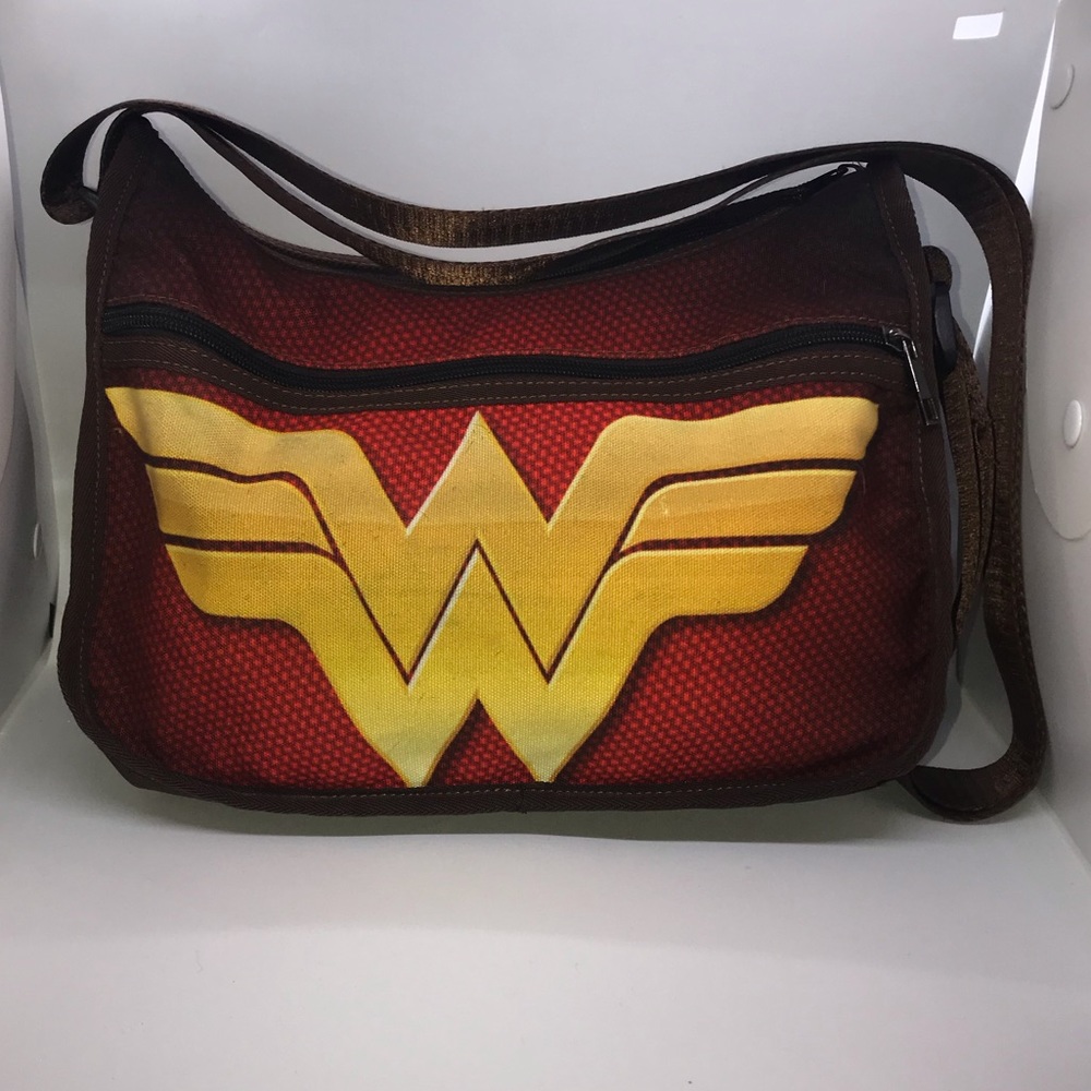 Brown canvas WW bag